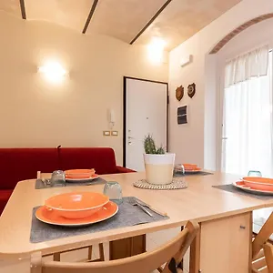 https://lerici-king-suite-con-wi-fi-e-netflix.hotelitalianriviera.com